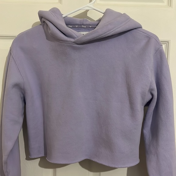 Aritzia‎ Tna Cropped Purple Hoody - Picture 2 of 5